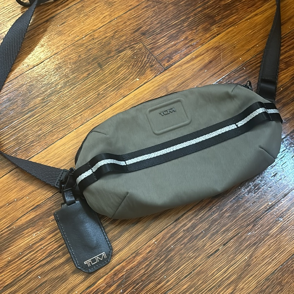 Tumi alpha bravo sling bag sand